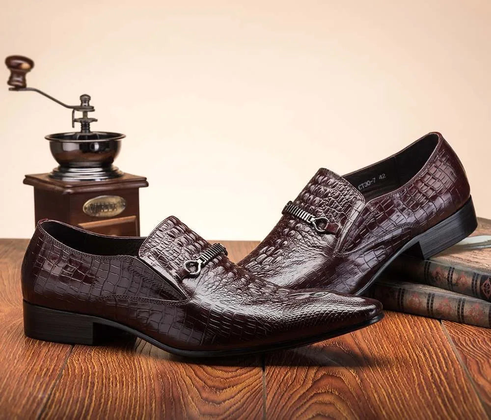 Fashion Men Casual Leather Shoes Crocodile Pattern Luxury Dress Shoes Slip-on Wedding Shoes Leather Brogues Big Size 38-48