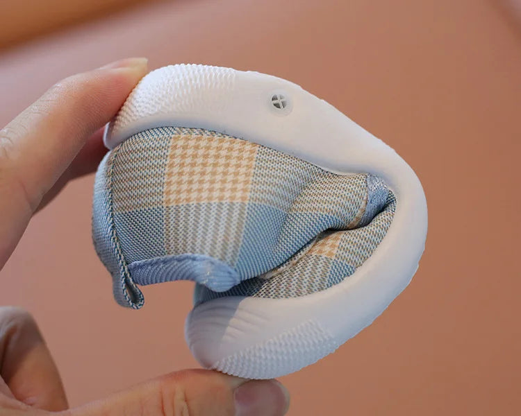 Baby Casual Shoes Breathable Canvas Shoes Infant Baby Girls Boys Soft Bottom Anti Slip First Walkers Toddler Sneakers Prewalker