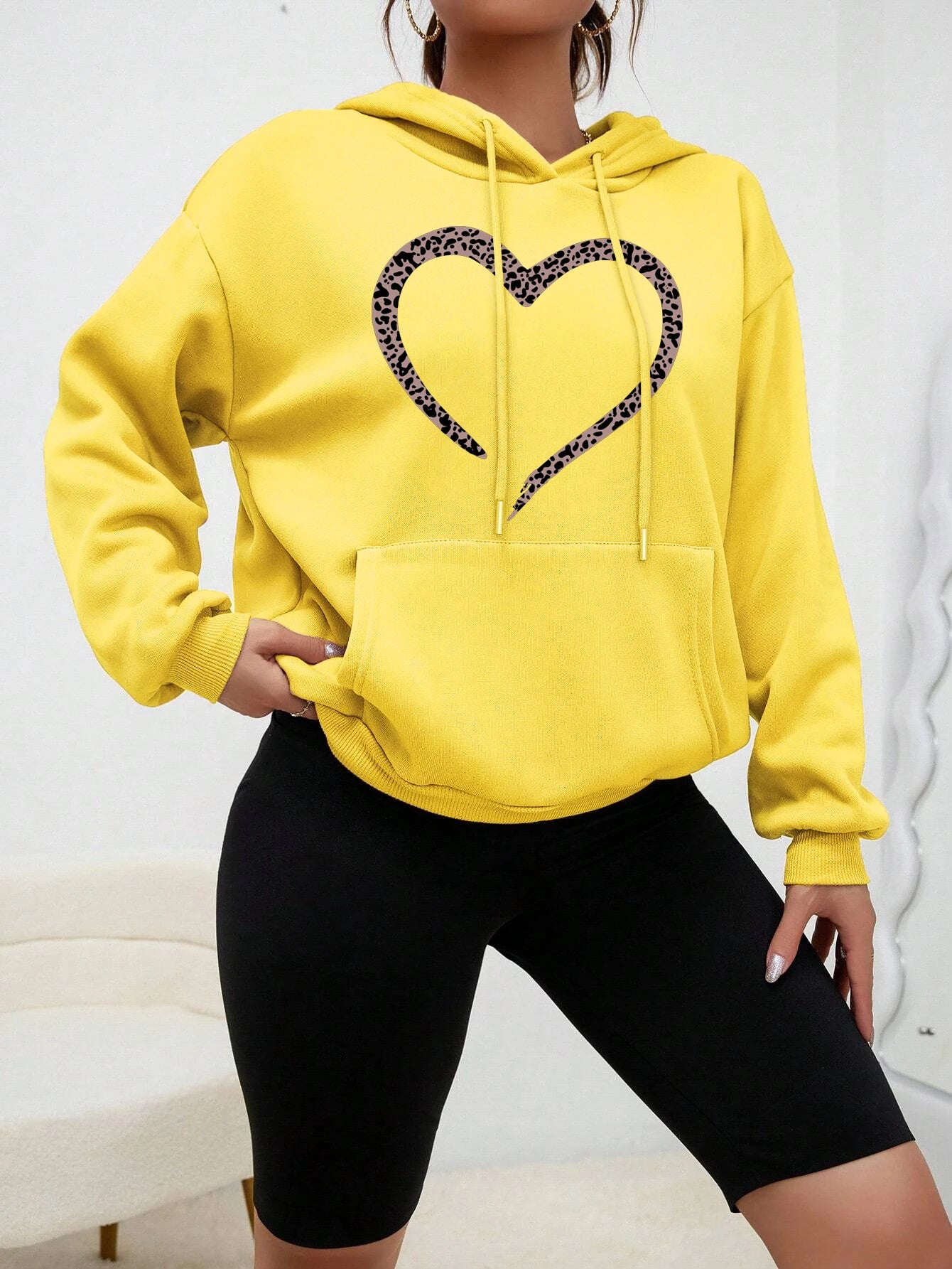 Leopard Print Heart Printed Clothes Women Vintage Pocket Streetwear Hip Hop Autumn Hoodies All-Match Comfortable Female Pullover