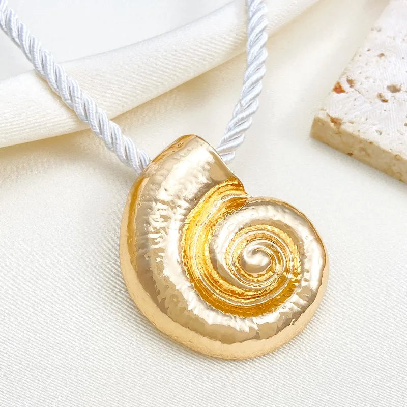 Fashionable Summer Vacation Ocean Conch Ear Studs Necklace for Women Trendy Beach Party Exaggerated Bohemian Jewelry Earrings