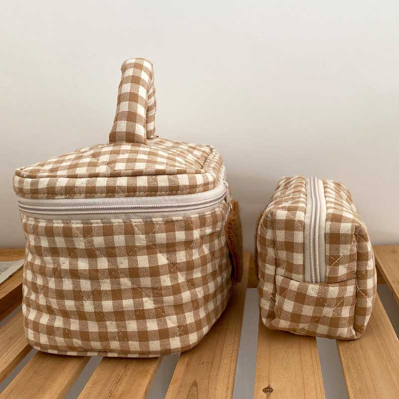 Cute Bear Cosmetic Makeup Bag for Mom Mommy Diaper Bag Nappy Storage Portable Stroller Bags Zipper Baby Organizer Toiletry Kits