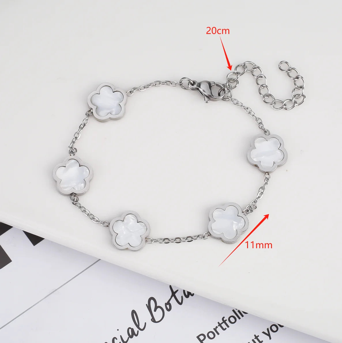 Hot Selling Plant Five Leaf Plum Blossom Stainless Steel Bracelet For Women's Jewelry Waterproof High-Quality Gift Clover