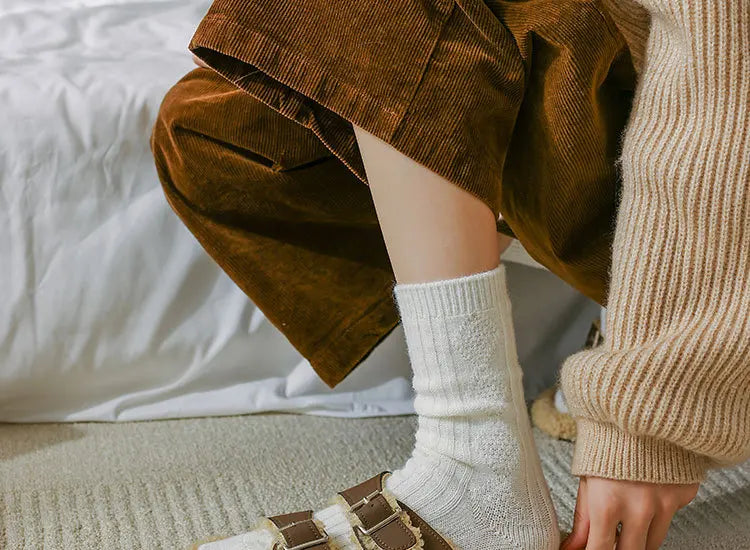 Autumn and Winter Diamond Check Wool Socks Coffee Color with Solid Color Women's Socks in The Tube Women's Warm Cotton Socks