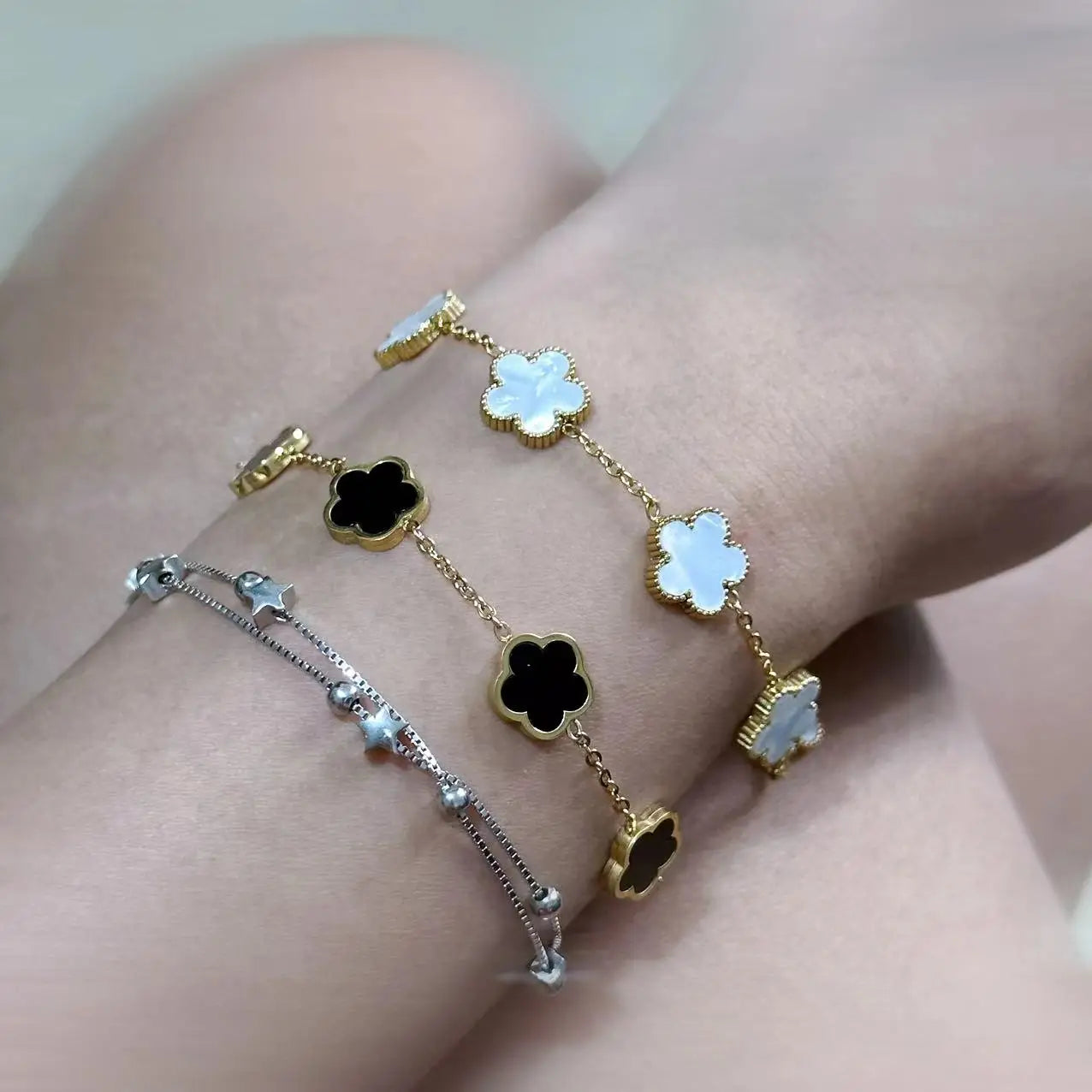 Hot Selling Plant Five Leaf Plum Blossom Stainless Steel Bracelet For Women's Jewelry Waterproof High-Quality Gift Clover