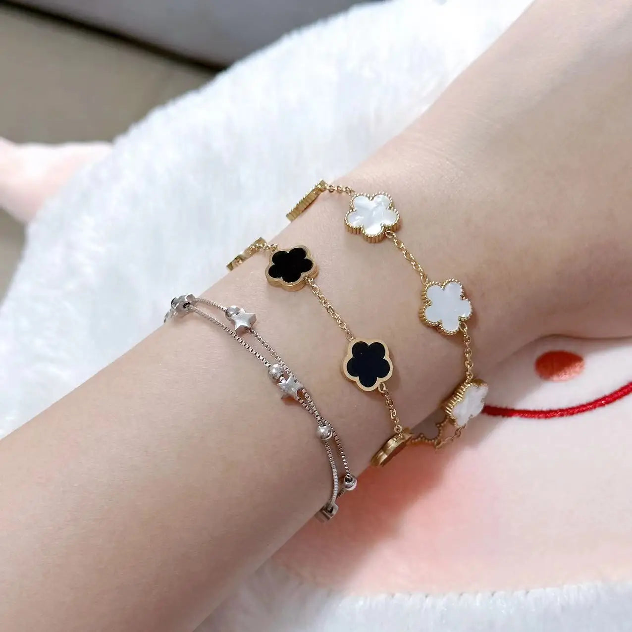 Hot Selling Plant Five Leaf Plum Blossom Stainless Steel Bracelet For Women's Jewelry Waterproof High-Quality Gift Clover