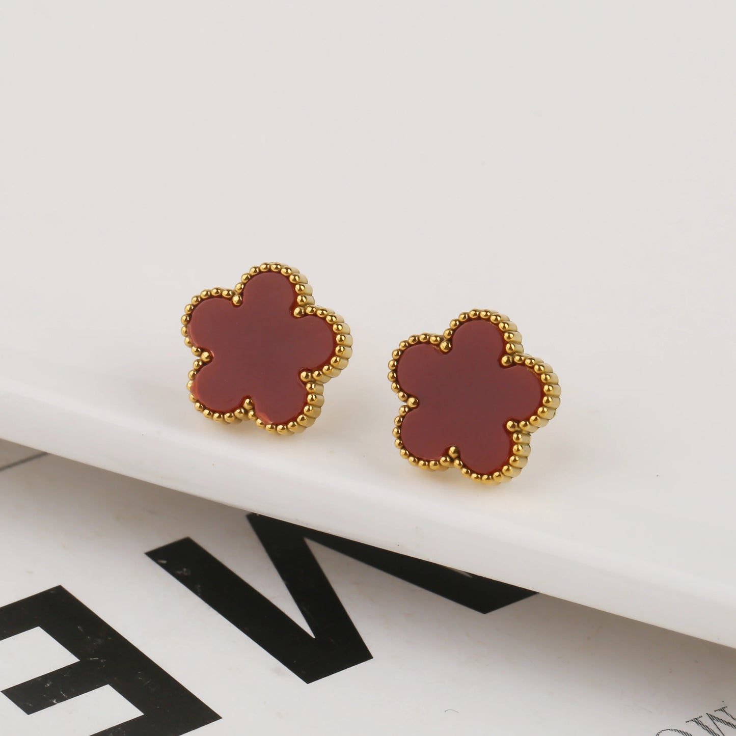 Hot Selling Plant Five Leaf Plum Blossom Stainless Steel Bracelet For Women's Jewelry Waterproof High-Quality Gift Clover