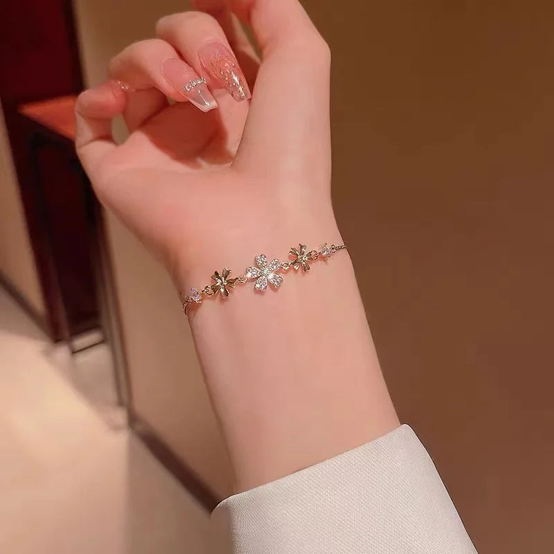 Gold Color Bracelet Set of Four Stainless Steel Sequins Rhinestone Bracelet Combination for Women Chain Bracelet Jewelry Gifts