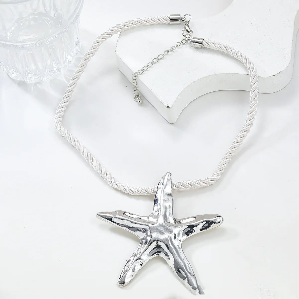 2024 New Starfish Pendant Necklace for Women Boho Summer Beach Party Accessories Vintage Metal Star Choker Neck Jewelry Gifts