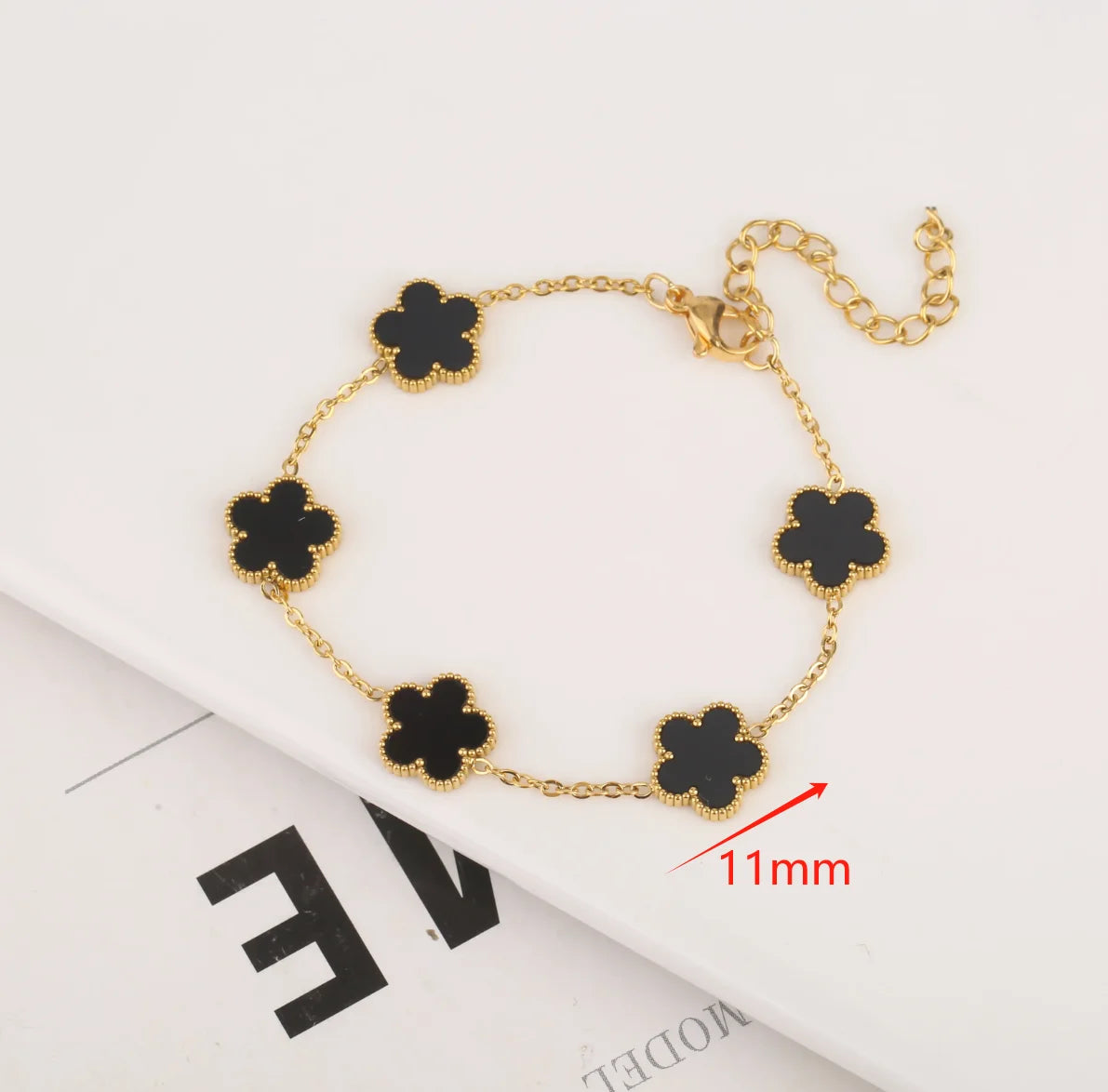 Hot Selling Plant Five Leaf Plum Blossom Stainless Steel Bracelet For Women's Jewelry Waterproof High-Quality Gift Clover