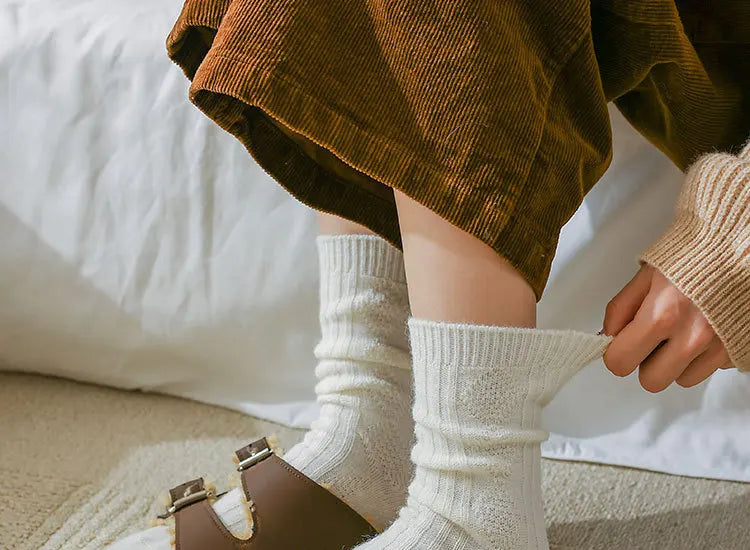 Autumn and Winter Diamond Check Wool Socks Coffee Color with Solid Color Women's Socks in The Tube Women's Warm Cotton Socks