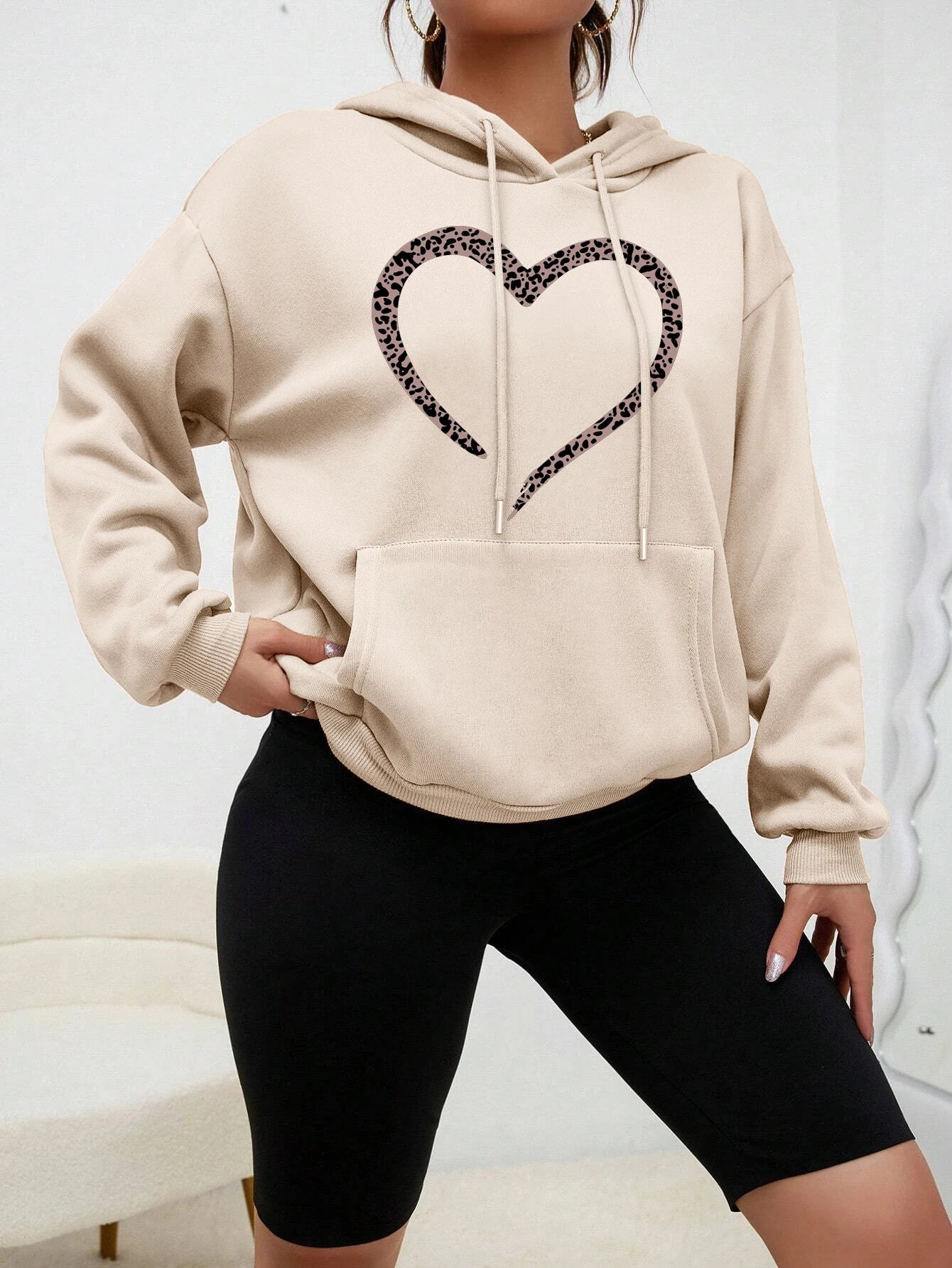 Leopard Print Heart Printed Clothes Women Vintage Pocket Streetwear Hip Hop Autumn Hoodies All-Match Comfortable Female Pullover
