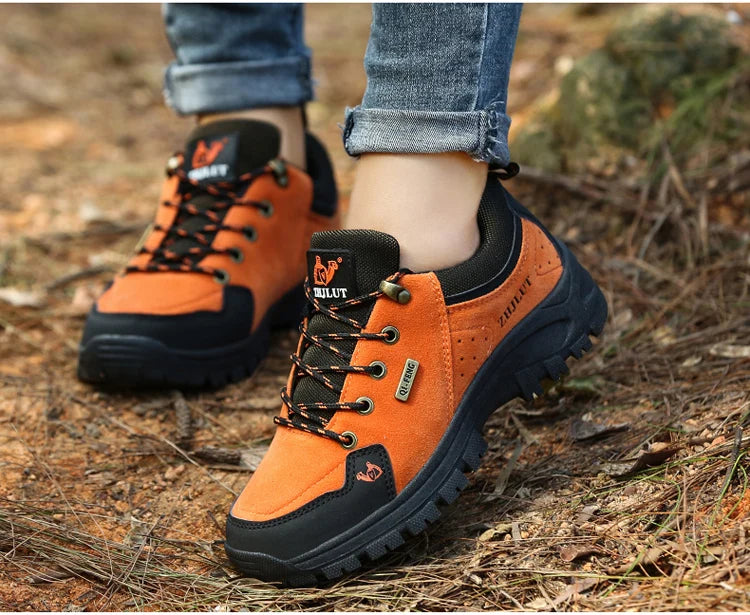 High Quality Outdoor Walking Sneakers Rubber Sole Suede Leather Men Hiking Shoes Durable Leather Climbing Shoes Zapatillas 36-47