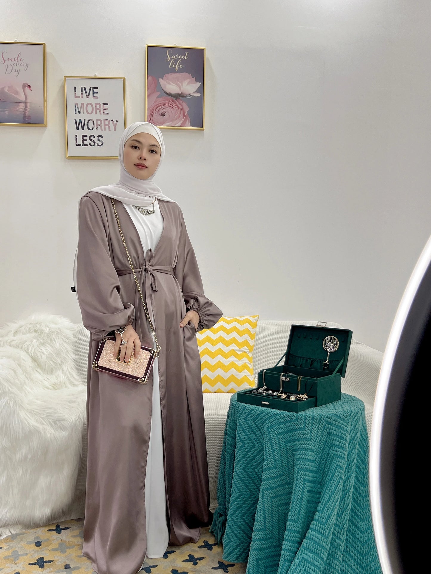 Ramadan Eid Fashion Silky Satin Muslim Abayas Robe Musulmane Abaya Cardigan Muslim Arab Worship Service Clothing Wy836