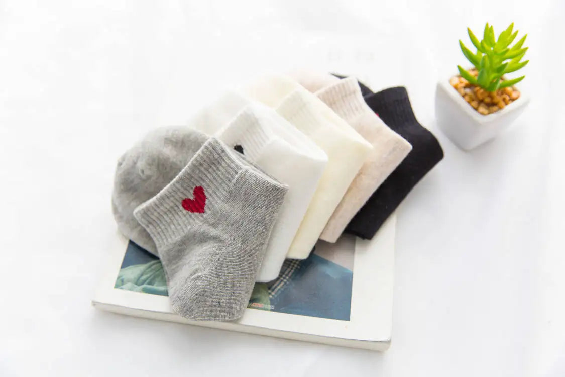 Spring and Autumn Love Women's Socks Casual Sports Short Boat Sock Cute Pure Cotton Ankle Socks Harajuku