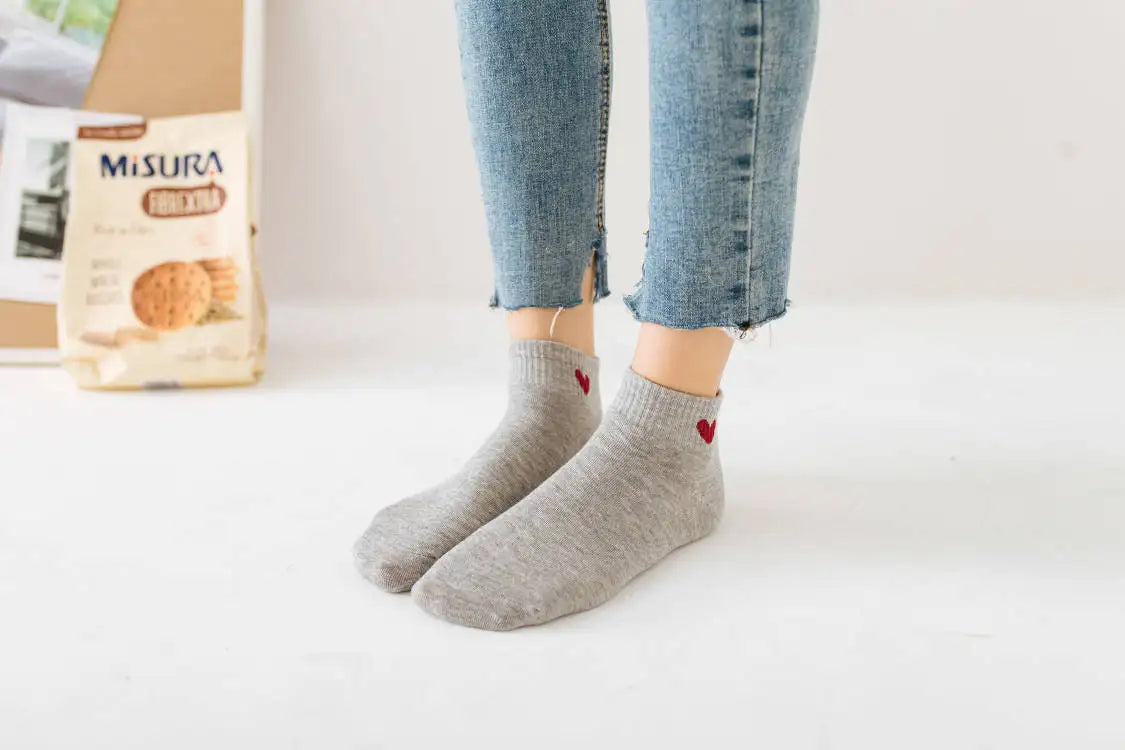 Spring and Autumn Love Women's Socks Casual Sports Short Boat Sock Cute Pure Cotton Ankle Socks Harajuku