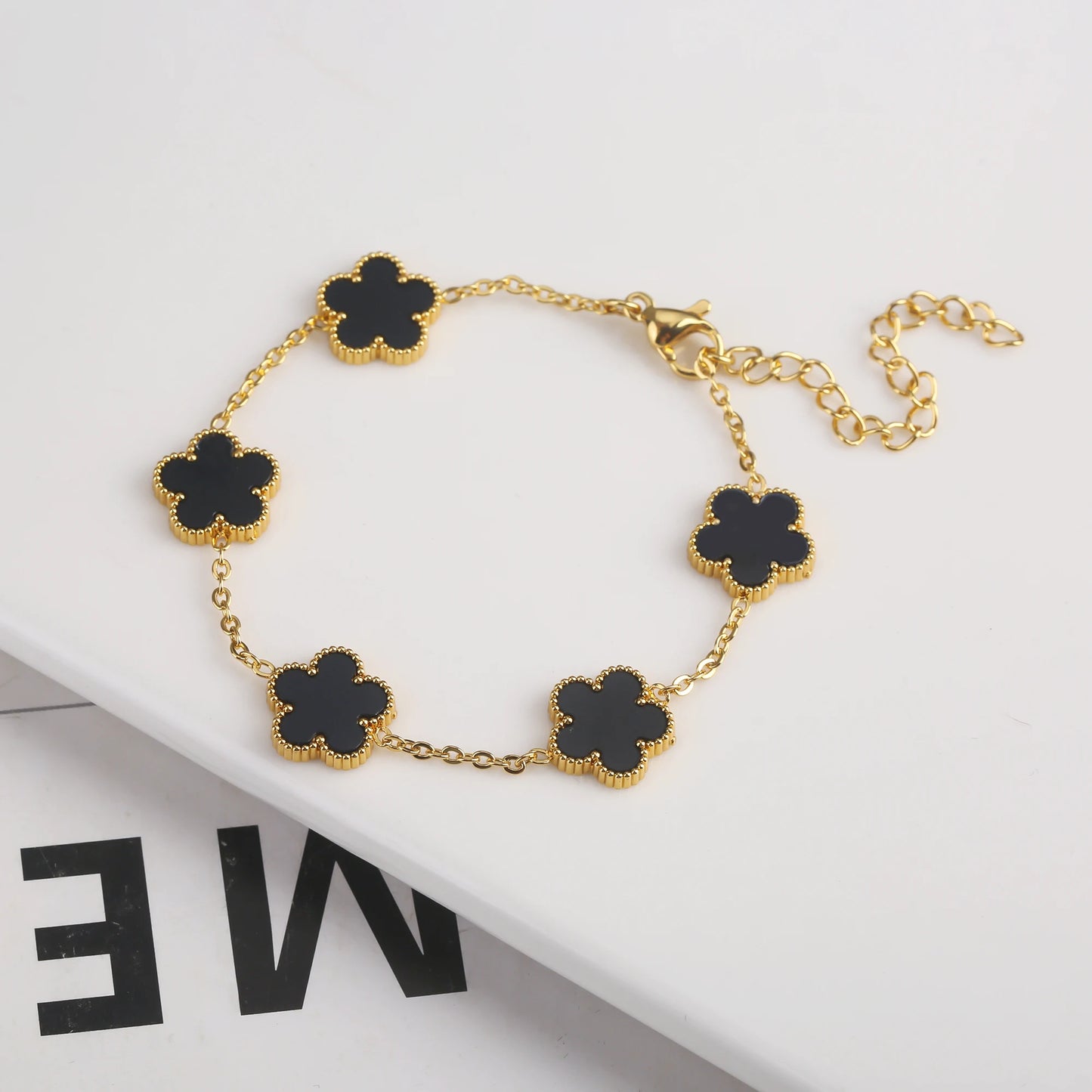Hot Selling Plant Five Leaf Plum Blossom Stainless Steel Bracelet For Women's Jewelry Waterproof High-Quality Gift Clover