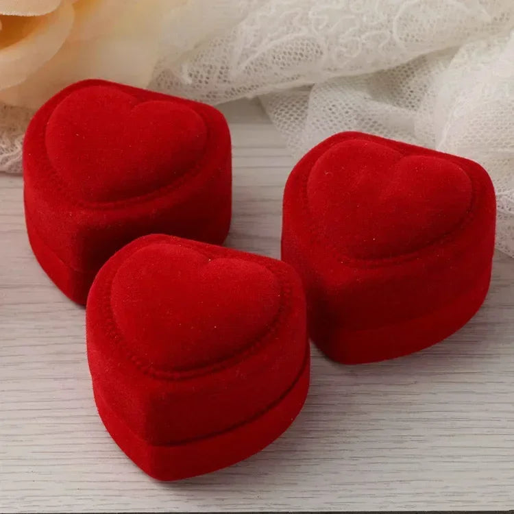 Flocking Red Heart Shape Ring Boxes Jewelry Display Cases Holder Gift Box Wedding Ring Box Counter Packaging Rings Wholesale
