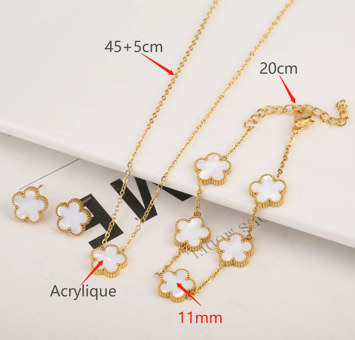 Hot Selling Plant Five Leaf Plum Blossom Stainless Steel Bracelet For Women's Jewelry Waterproof High-Quality Gift Clover