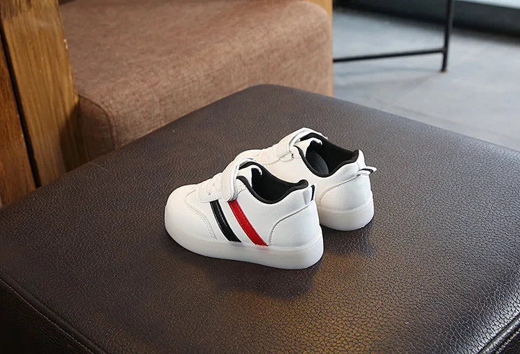Kid Tennis 2024 Spring and Autumn Children LED Sneakers Boys Glowing Shoes Kids Baby Girls Toddler Shoes with Light Up Luminous