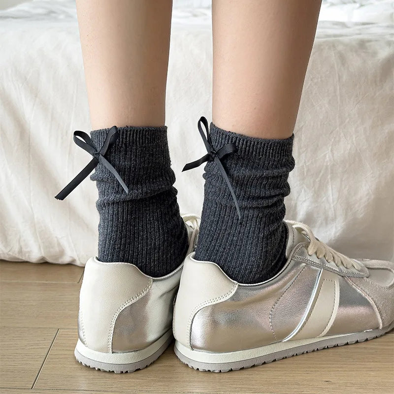 Japanese JK Sweet Bowknot Tied Middle Tube Socks Women Heel Bow Socks Casual Black White Pile Socks Girls Sports Cotton Socks