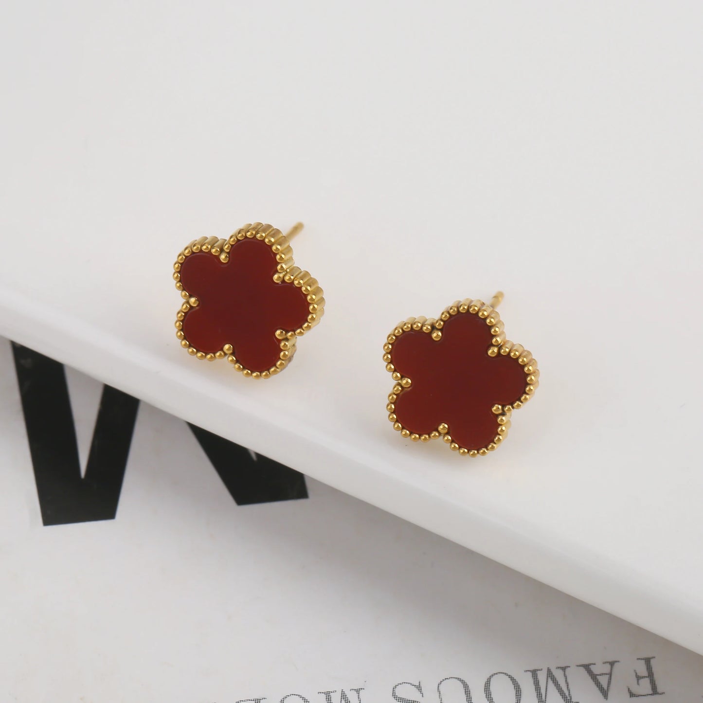 Hot Selling Plant Five Leaf Plum Blossom Stainless Steel Bracelet For Women's Jewelry Waterproof High-Quality Gift Clover