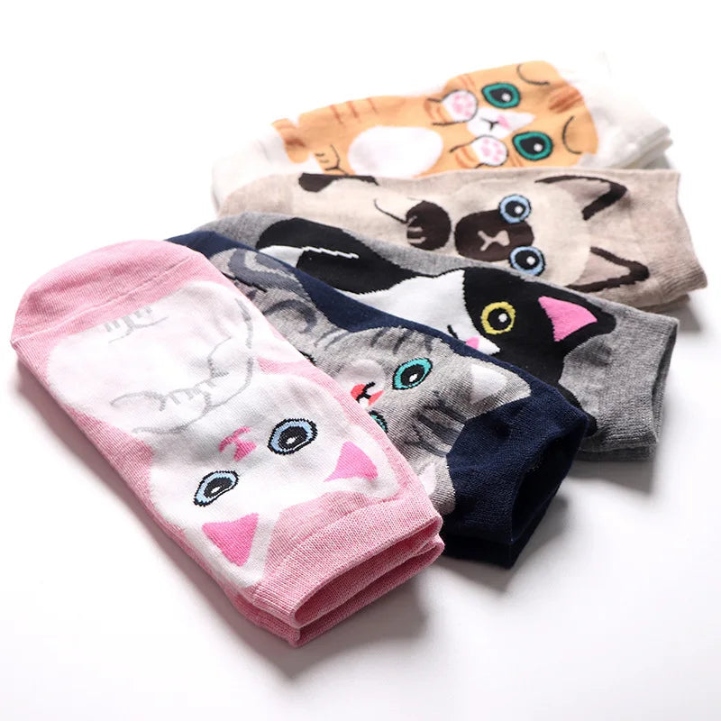 Spring And Autumn Fashion Women's Sotton Socken Funny Cartoon Animal Hello Kitten Dog Cute Girl Happy Funny Socks 5 Pairs