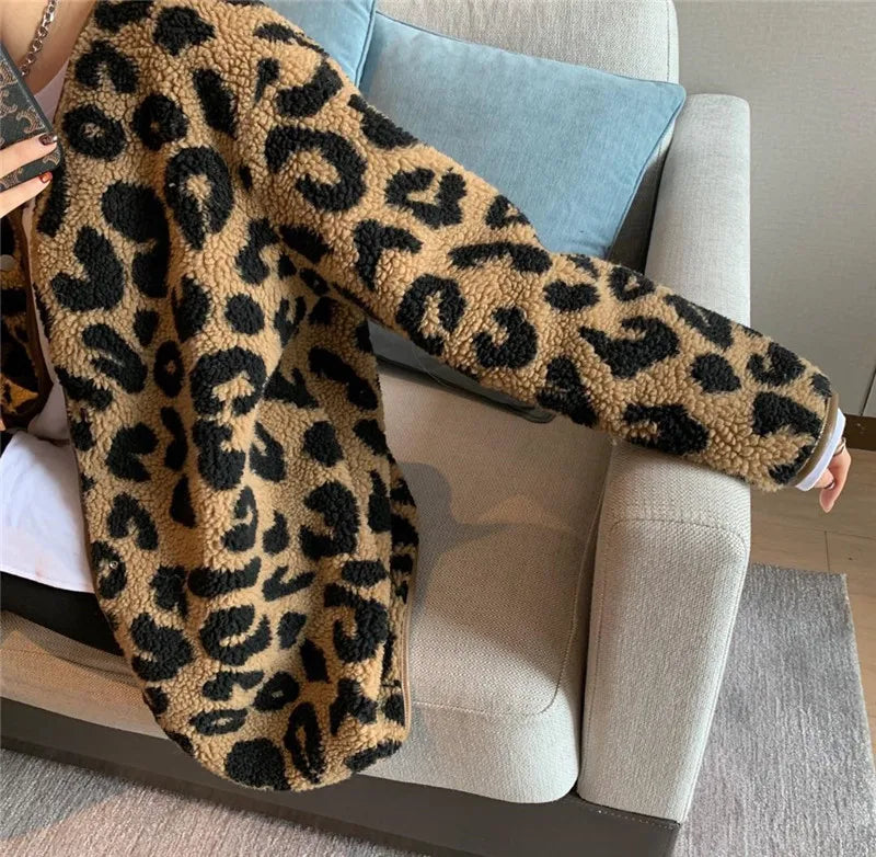 Autumn Winter Short Lmitation Fur Coat Women 2024 New Fashion Loose Casual Jacket Leopard Print Button Outerwear Female