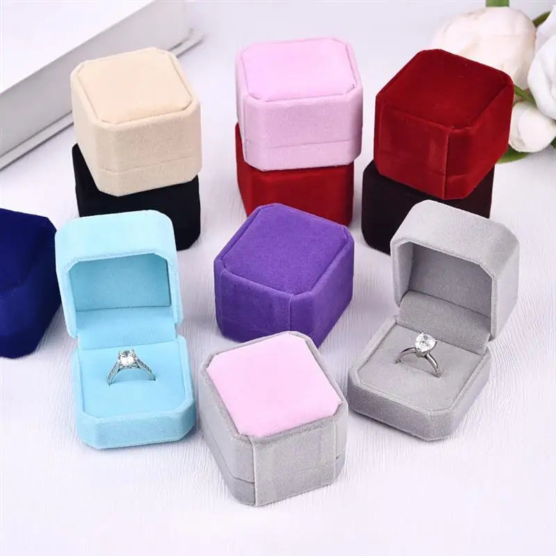 High Quality Velvet Jewelry Packaging Box Portable Small Jewelry Organizer Display Wedding Ring Box Exquisite Packaging Gift