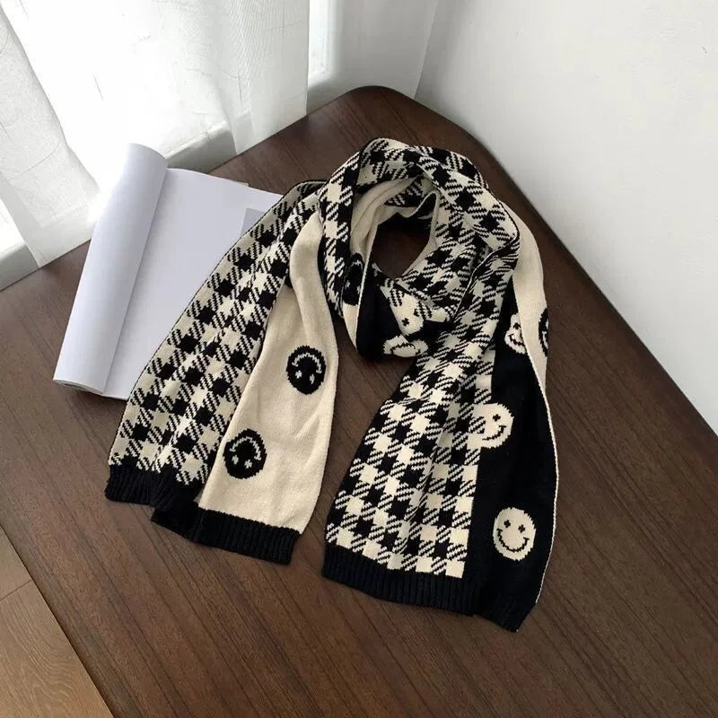 2022 Fashion Smiley Face Women Scarf Luxury Double-sided Knitted Scarves Black and White Shawl bufanda invierno mujer