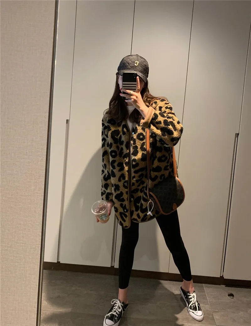 Autumn Winter Short Lmitation Fur Coat Women 2024 New Fashion Loose Casual Jacket Leopard Print Button Outerwear Female