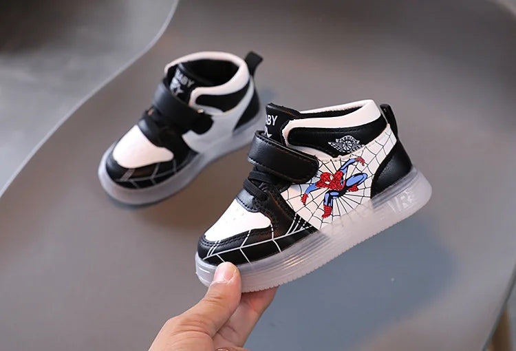 Spiderman LED Light Kids Shoes Boys and Girls Light Kids Light Kids Sports Shoes Mesh Sports Boys and Girls LED Light Shoes
