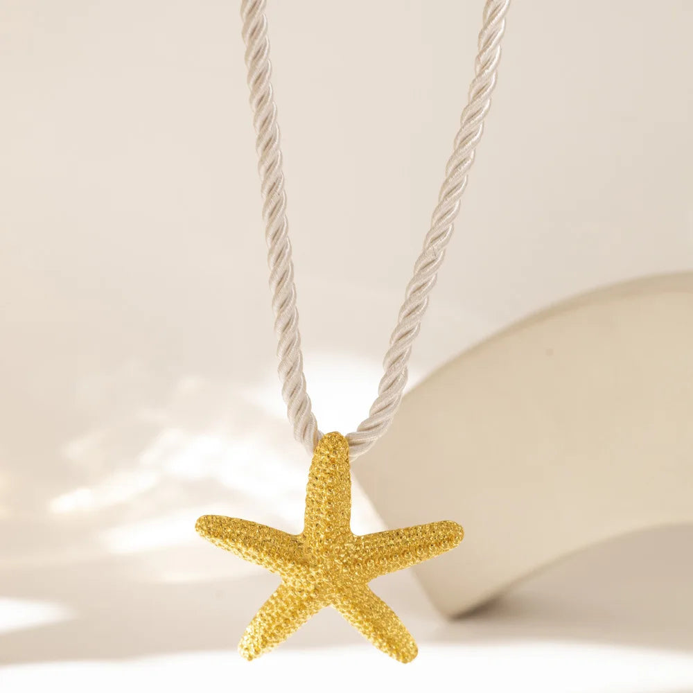 Fashionable Personalized Star Pendant Necklace For Women Niche Light Luxury Women's Starfish Necklace Jewelry Wholesale