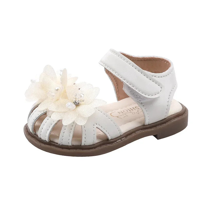 2023 New Fashion Girls Shoes Flowers Versatile Hollow Hook & Loop Children Baby First Walker Shoes PU Simple Non-slip Kids Shoes