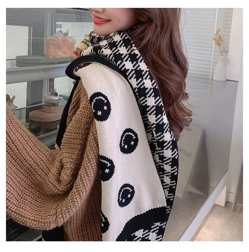 2022 Fashion Smiley Face Women Scarf Luxury Double-sided Knitted Scarves Black and White Shawl bufanda invierno mujer