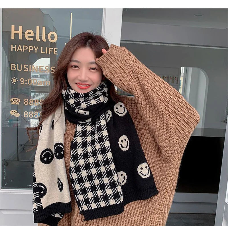 2022 Fashion Smiley Face Women Scarf Luxury Double-sided Knitted Scarves Black and White Shawl bufanda invierno mujer