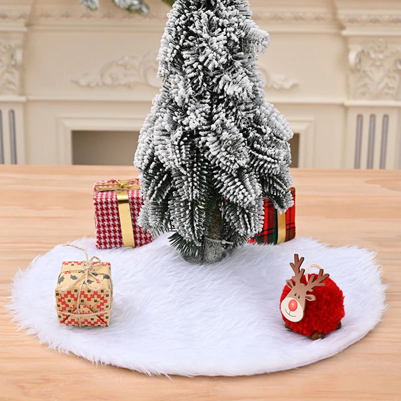 15 inch 38 cm Plush Christmas Tree Skirt White Faux Fur Xmas Trees Sequin Carpet Mat Small Skirts Home Party Decorations